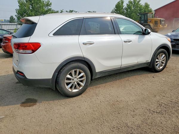 2017 KIA SORENTO L, LX
