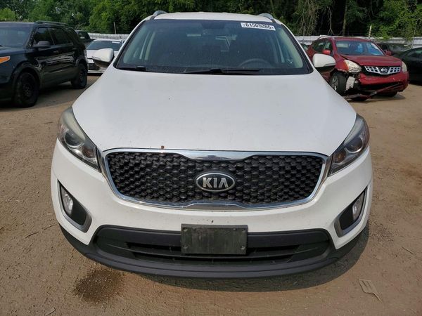 2017 KIA SORENTO L, LX