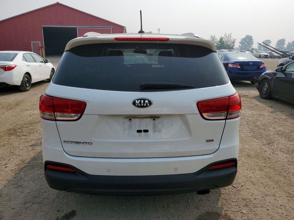 2017 KIA SORENTO L, LX