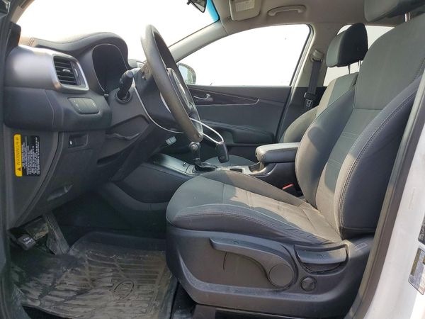 2017 KIA SORENTO L, LX