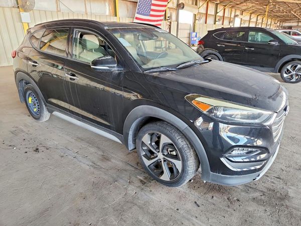 2017 HYUNDAI TUCSON