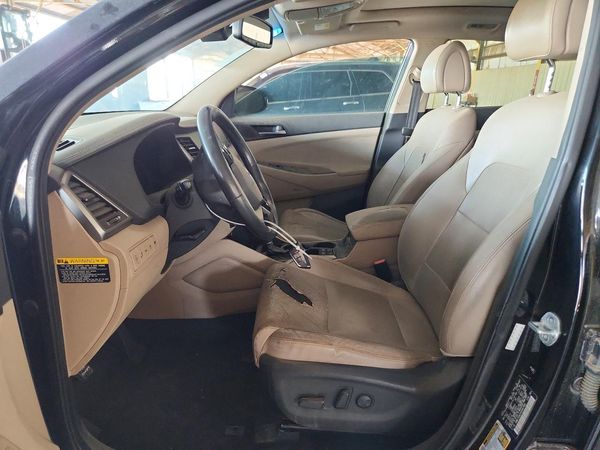 2017 HYUNDAI TUCSON