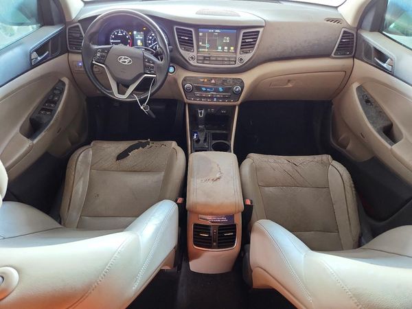 2017 HYUNDAI TUCSON