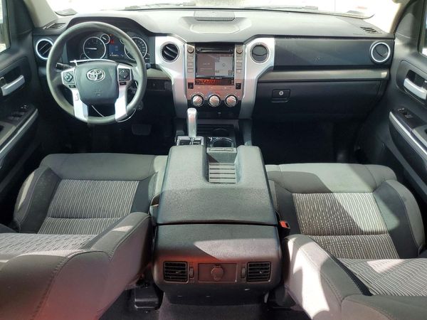 2016 TOYOTA TUNDRA SR5