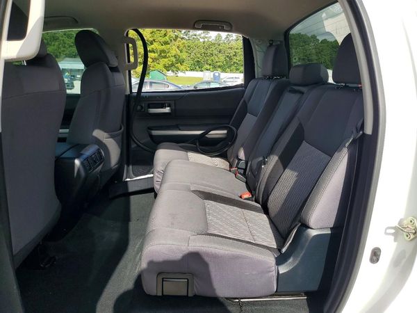 2016 TOYOTA TUNDRA SR5