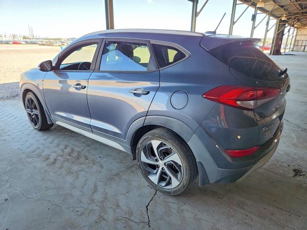 2017 HYUNDAI TUCSON