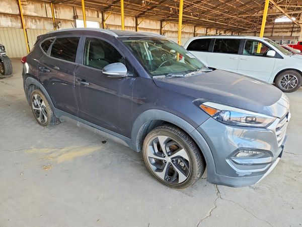 2017 HYUNDAI TUCSON