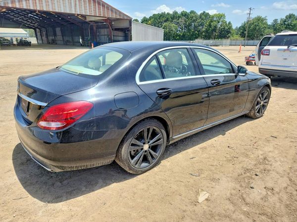 2015 MERCEDES-BENZ C Base