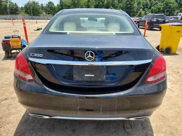 2015 MERCEDES-BENZ C Base