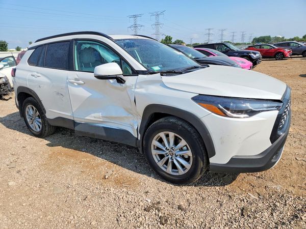 2024 TOYOTA COROLLA CROSS