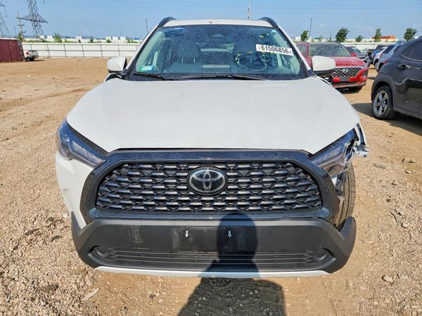 2024 TOYOTA COROLLA CROSS