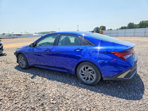 2024 HYUNDAI ELANTRA