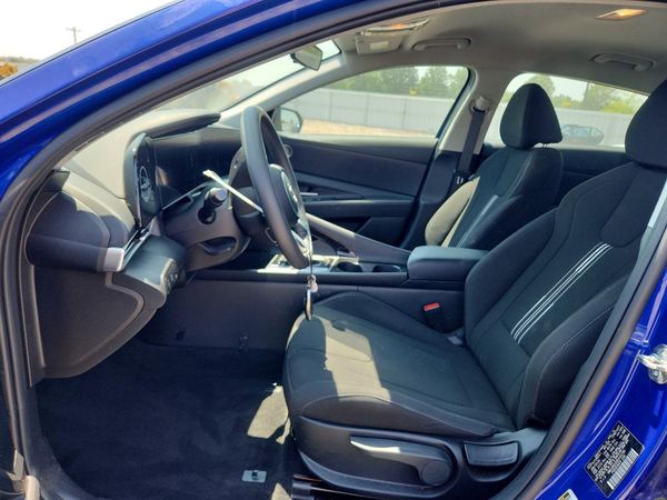 2024 HYUNDAI ELANTRA