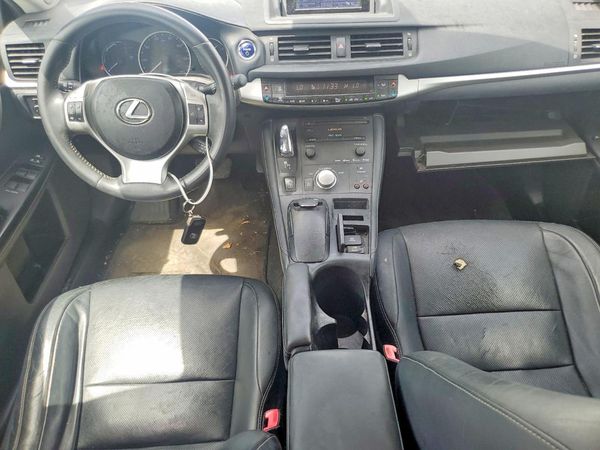 2013 LEXUS CT 200h