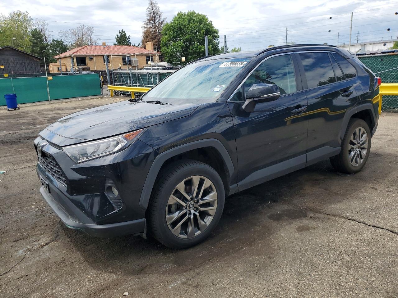 2020 TOYOTA RAV4 XLE Premium
