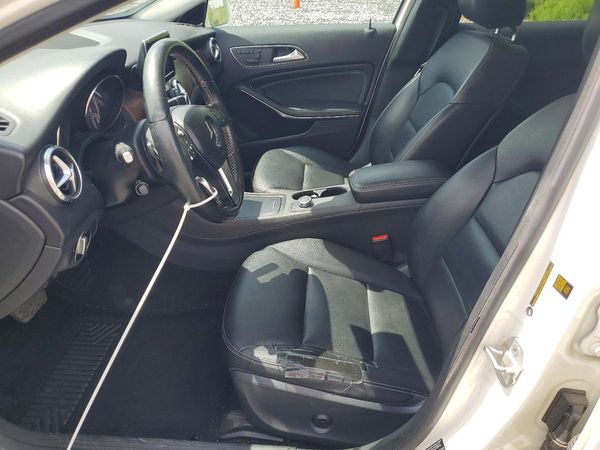 2015 MERCEDES-BENZ GLA GLA250