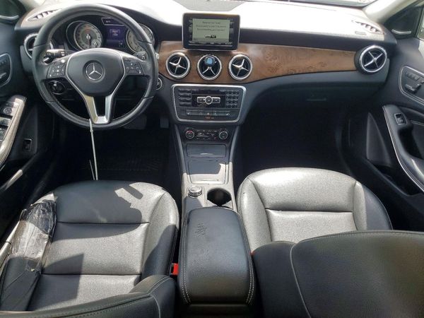 2015 MERCEDES-BENZ GLA GLA250