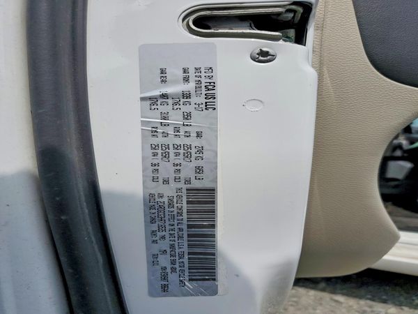 2017 DODGE GRAND CARAVAN SXT