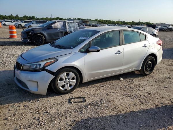 2017 KIA FORTE
