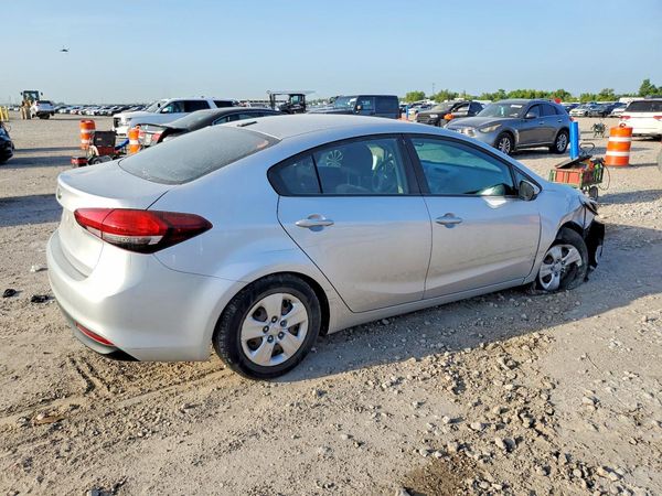 2017 KIA FORTE LX Base
