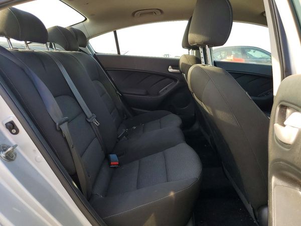 2017 KIA FORTE LX Base