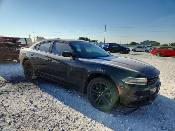 2018 DODGE CHARGER SXT