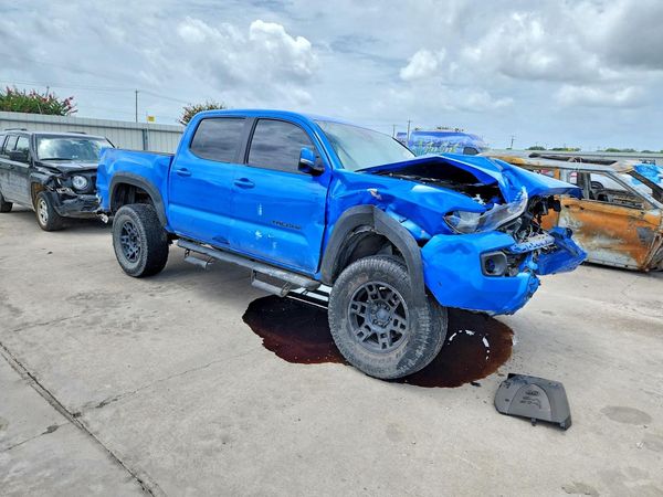 2020 TOYOTA TACOMA SR5