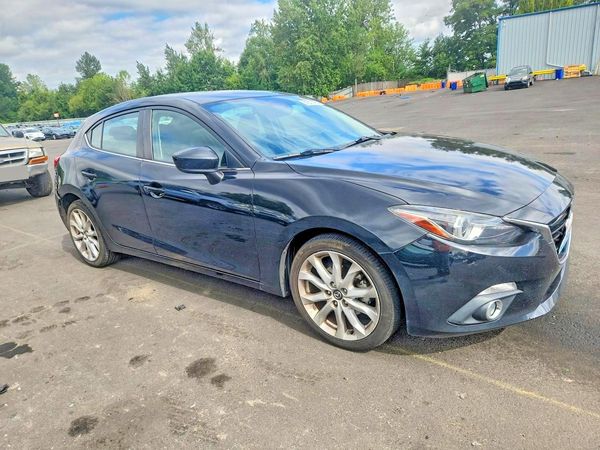 2016 MAZDA 3