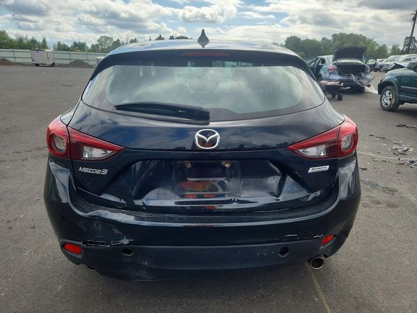 2016 MAZDA 3