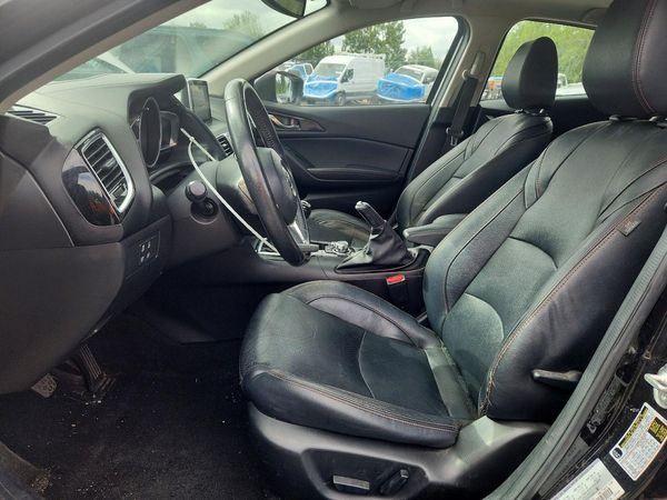 2016 MAZDA 3