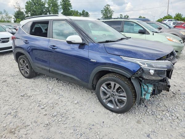 2021 KIA SELTOS S