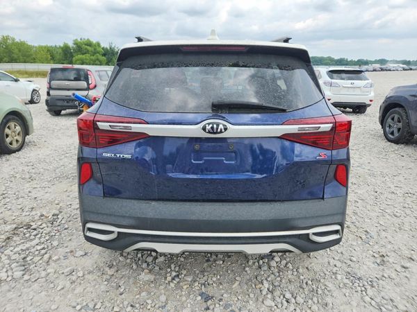 2021 KIA SELTOS S