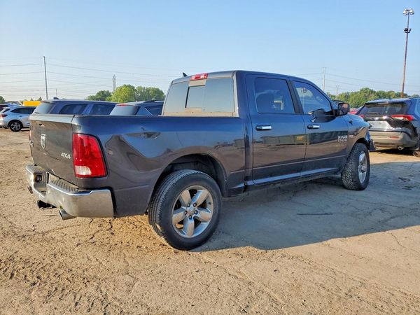 2014 RAM 1500 SLT CREW CAB 4X4