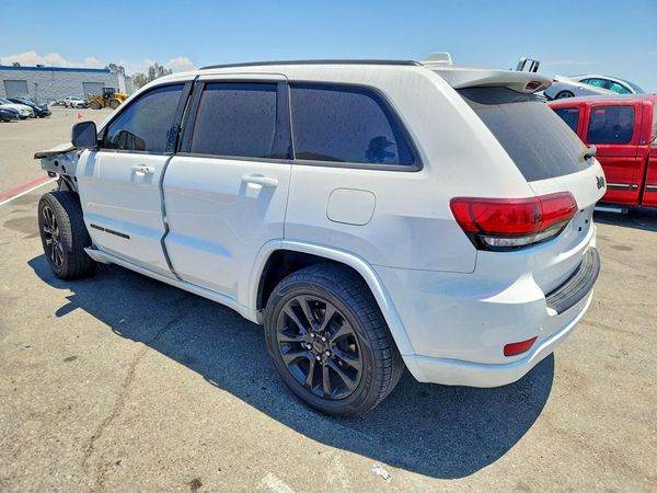 2019 JEEP GRAND CHEROKEE LAREDO 4X2