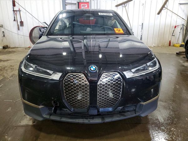 2025 BMW ALL OTHER xDrive50 — DIRF