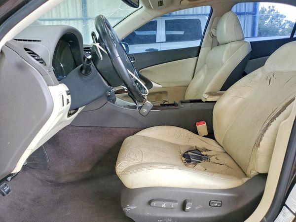 2012 LEXUS IS 250C