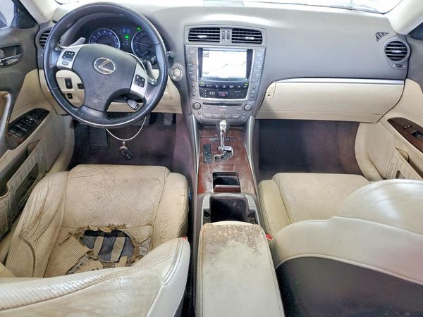 2012 LEXUS IS 250C