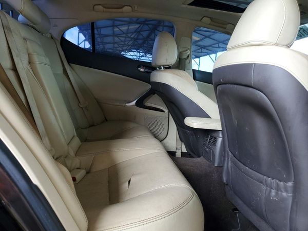 2012 LEXUS IS 250C