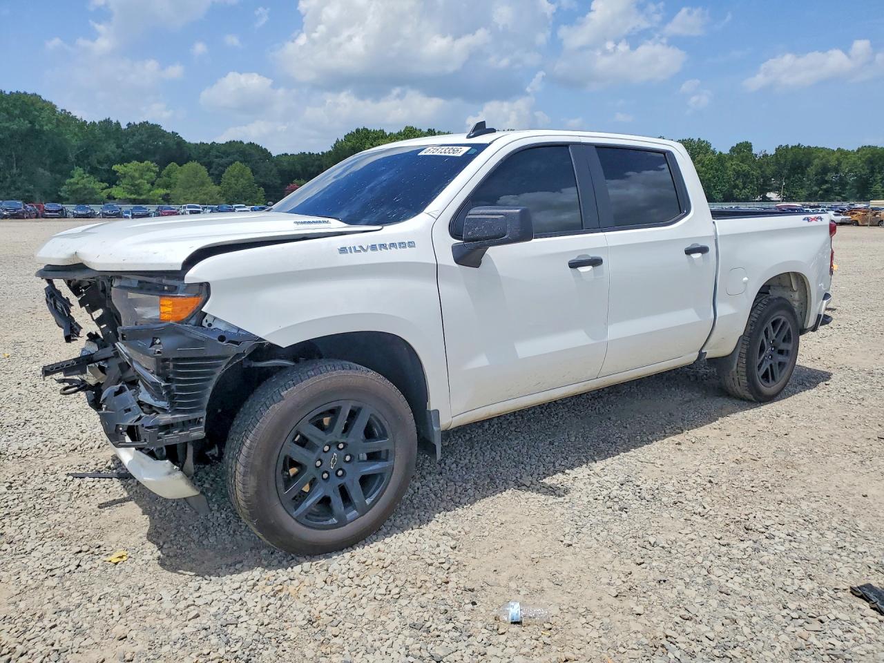 2026 CHEVROLET SILVERADO Custom