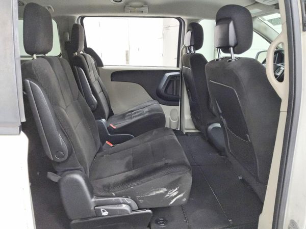 2012 DODGE GRAND CARAVAN SE