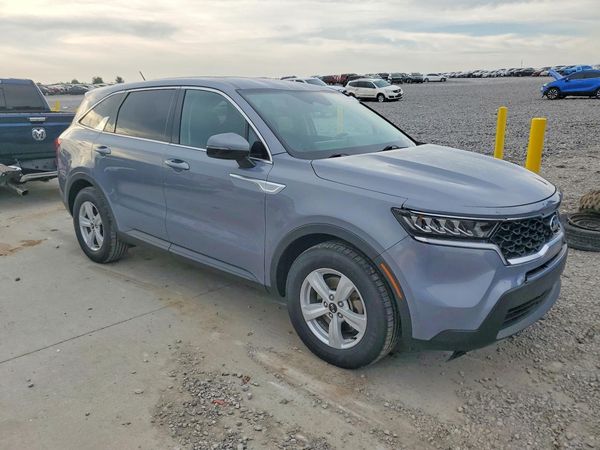 2021 KIA SORENTO LX — Passenger 3/4