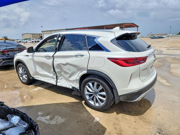 2022 INFINITI QX50 Luxe