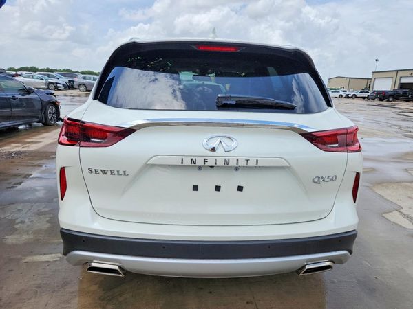 2022 INFINITI QX50 Luxe