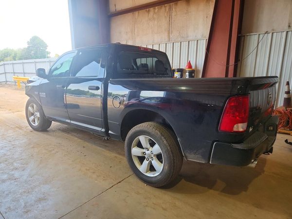 2014 RAM 1500 ST CREW CAB 4X4