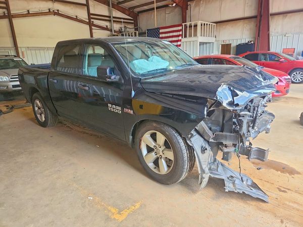 2014 RAM 1500 ST CREW CAB 4X4