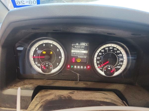 2014 RAM 1500 ST CREW CAB 4X4
