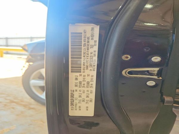2014 RAM 1500 ST CREW CAB 4X4