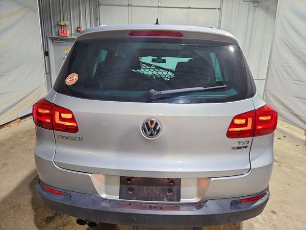 2017 VOLKSWAGEN TIGUAN Wolfsburg 4Motion