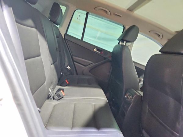 2017 VOLKSWAGEN TIGUAN Wolfsburg 4Motion