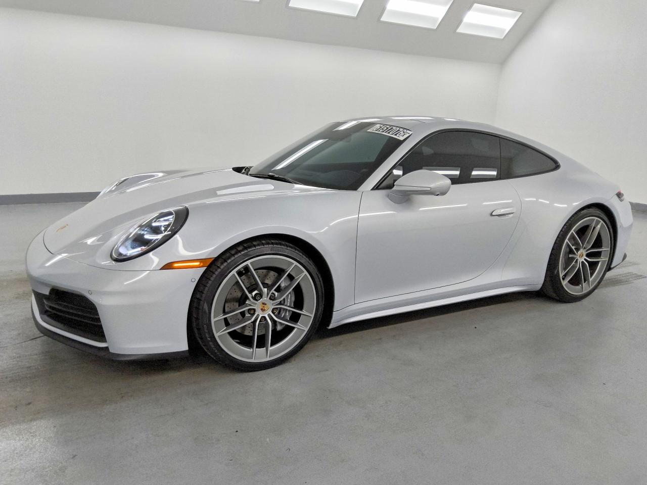 2025 PORSCHE 911 Carrera